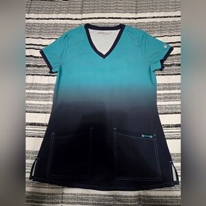 SCRUBLETICS Scrub Top